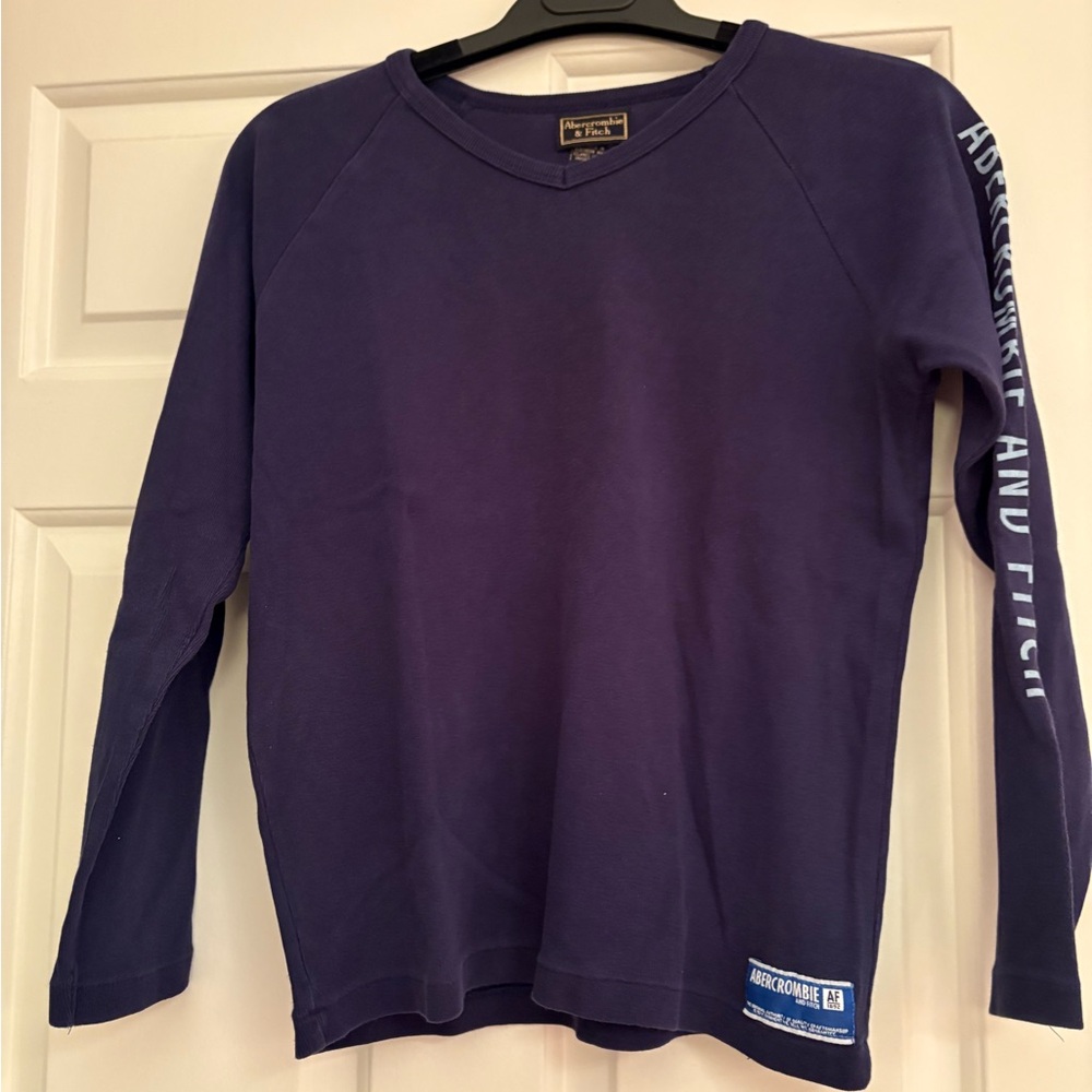 Abercrombie & Fitch Navy Long Sleeve Tee